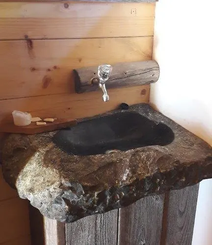 Almhuette Am Wirpitschsee 別荘